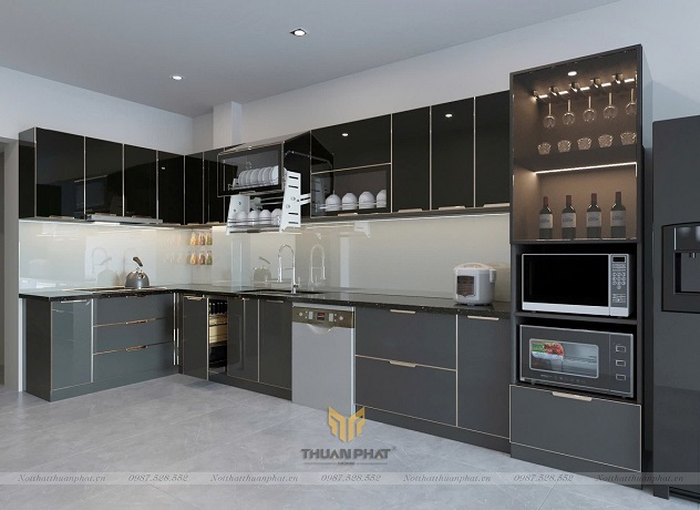 Tủ bếp inox cánh kính chữ L màu đen huyền bí IK136